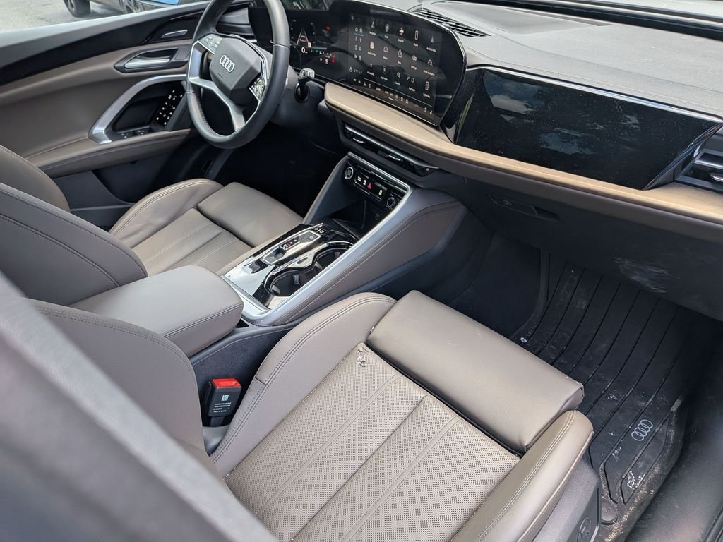 Used 2025 White Audi 2.0T Premium Plus image 37