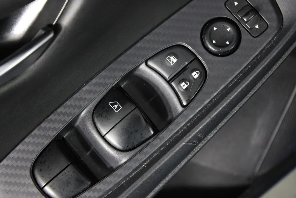 2023 Nissan Sentra SV - Photo 23