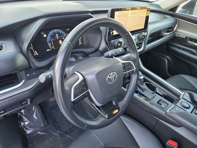 Used 2025 Silver Toyota XLE image 10