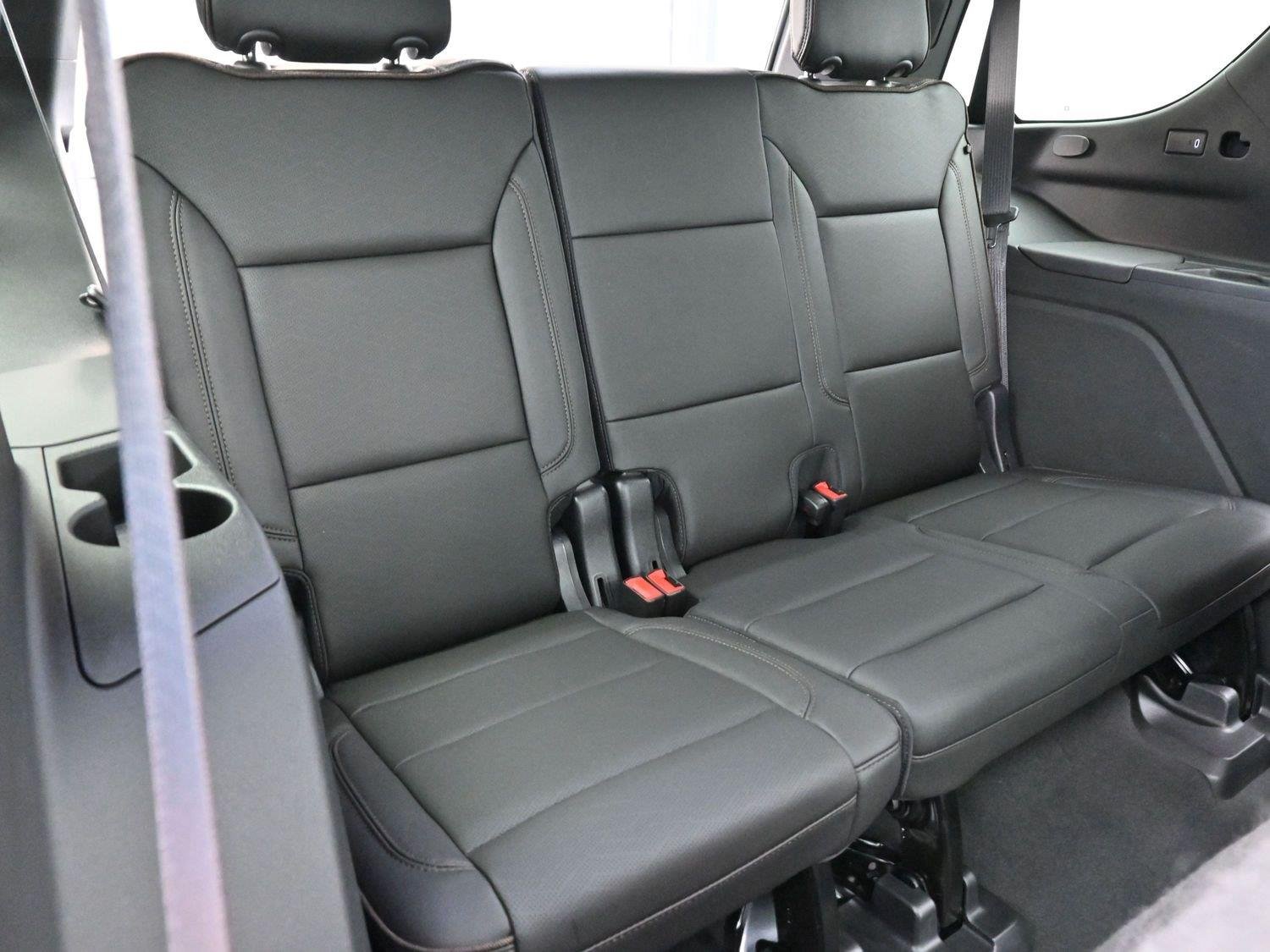 Used 2022 Black Chevrolet High Country image 39