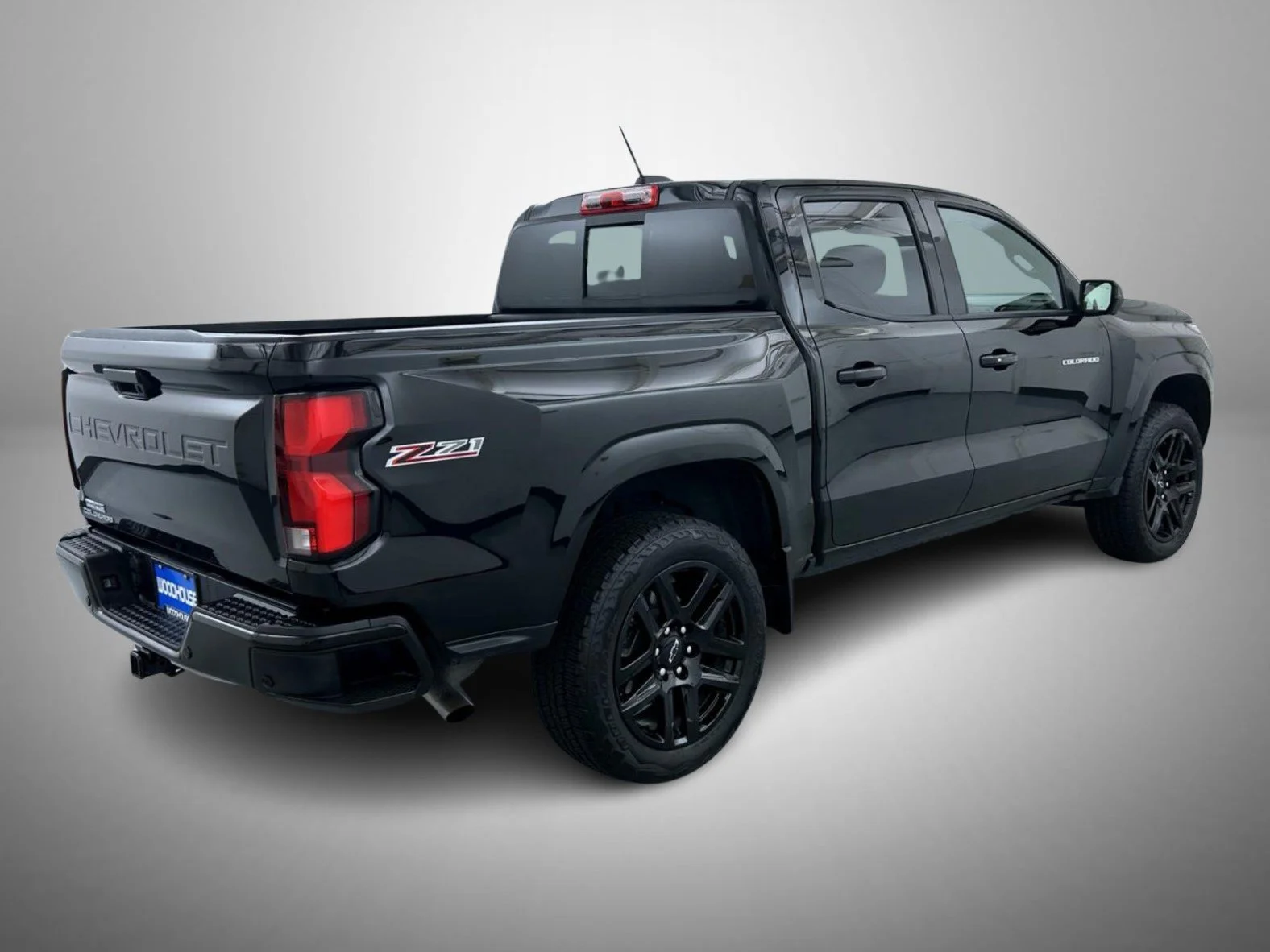 Used 2025 Black Chevrolet Z71 image 5