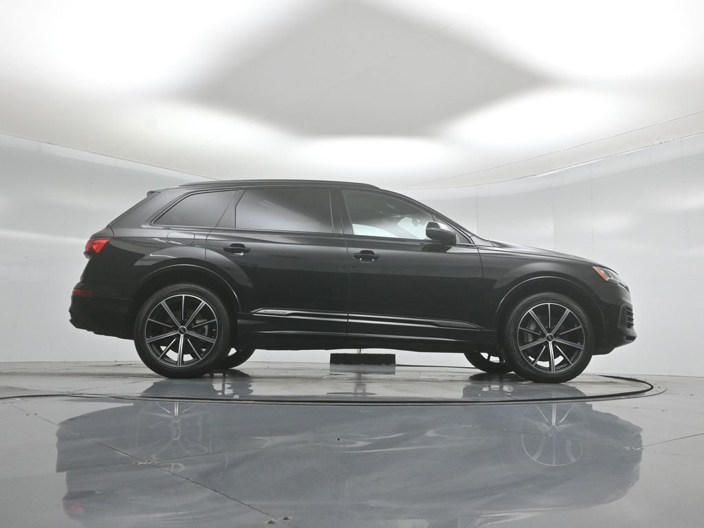 Certified Used 2022 Black Audi 55 Premium Plus image 51