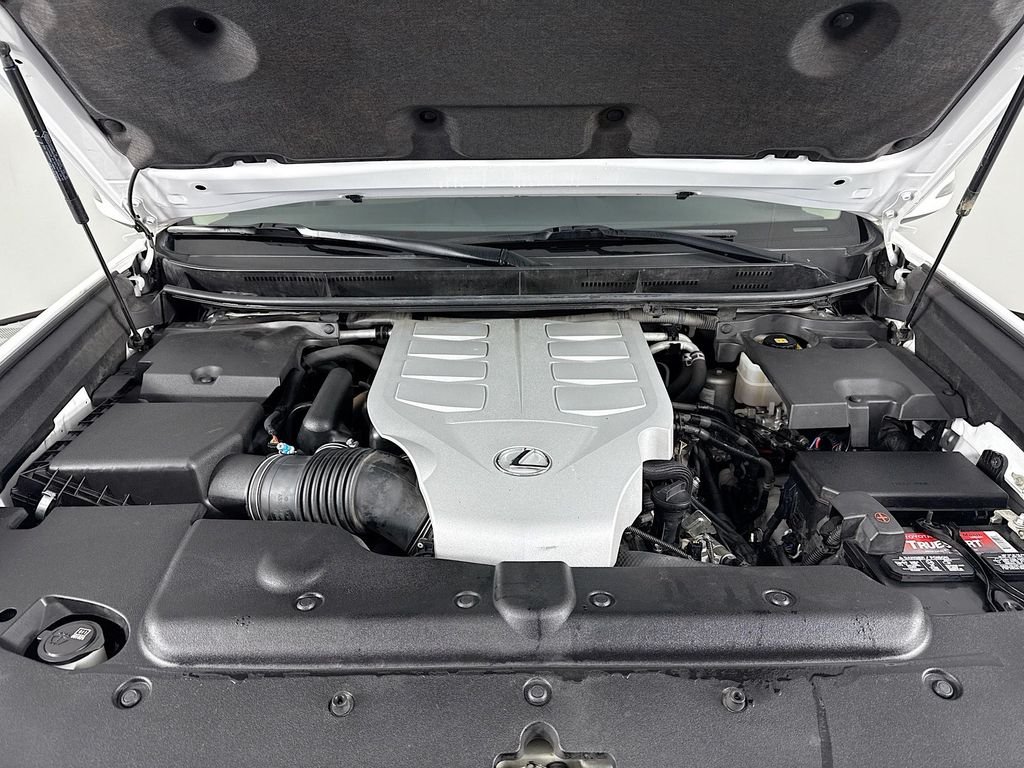 Used 2020 White Lexus 460 image 32