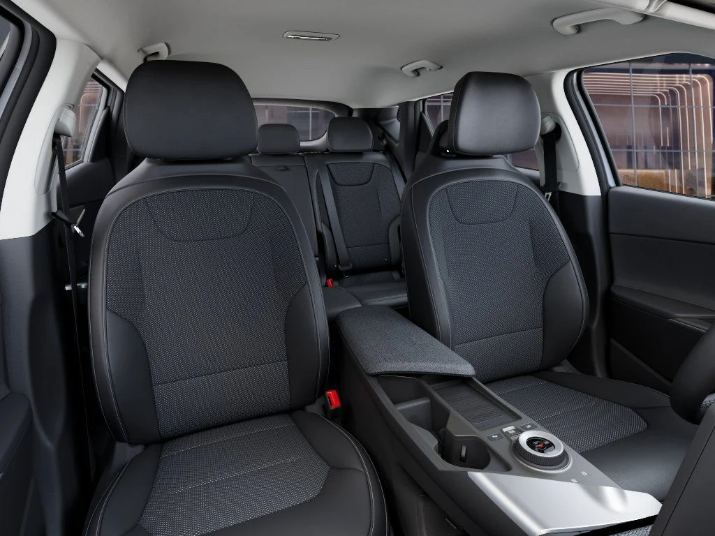 New 2026 Glacial White Pearl Kia Light image 15
