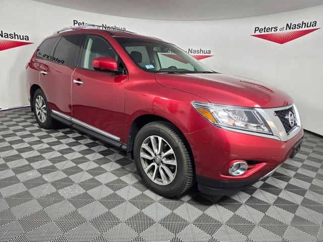 2014 Nissan Pathfinder's photo