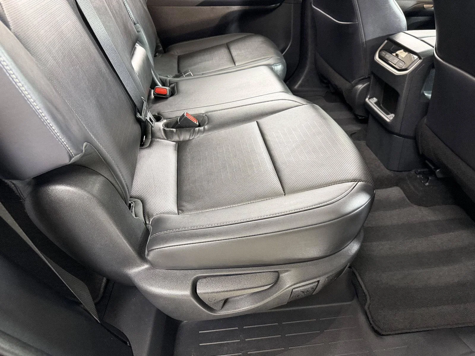Used 2024 Beige Lexus 350 Premium image 38