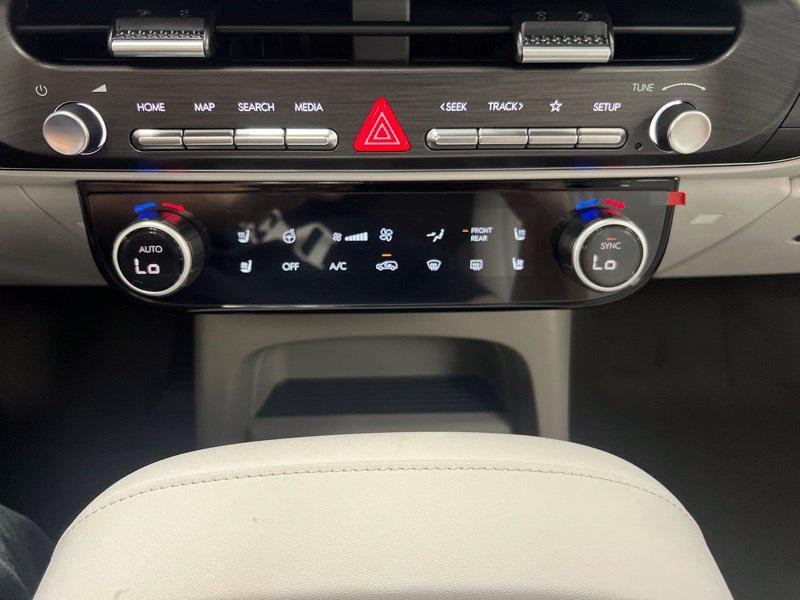 New 2027 Black Hyundai SEL Premium AWD image 30