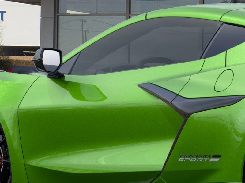 New 2027 Roswell Green Metallic Chevrolet 2LT image 12