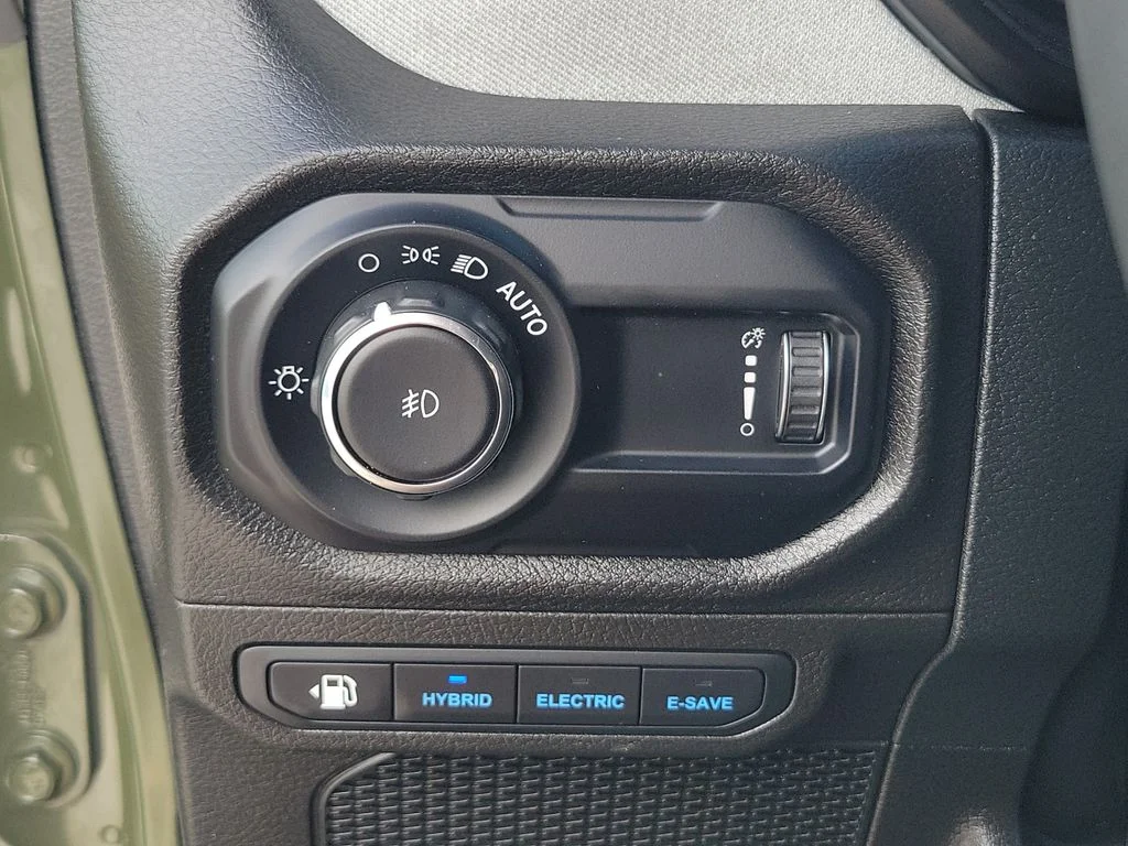 Used 2024 Green Jeep Sport S 4xe image 23