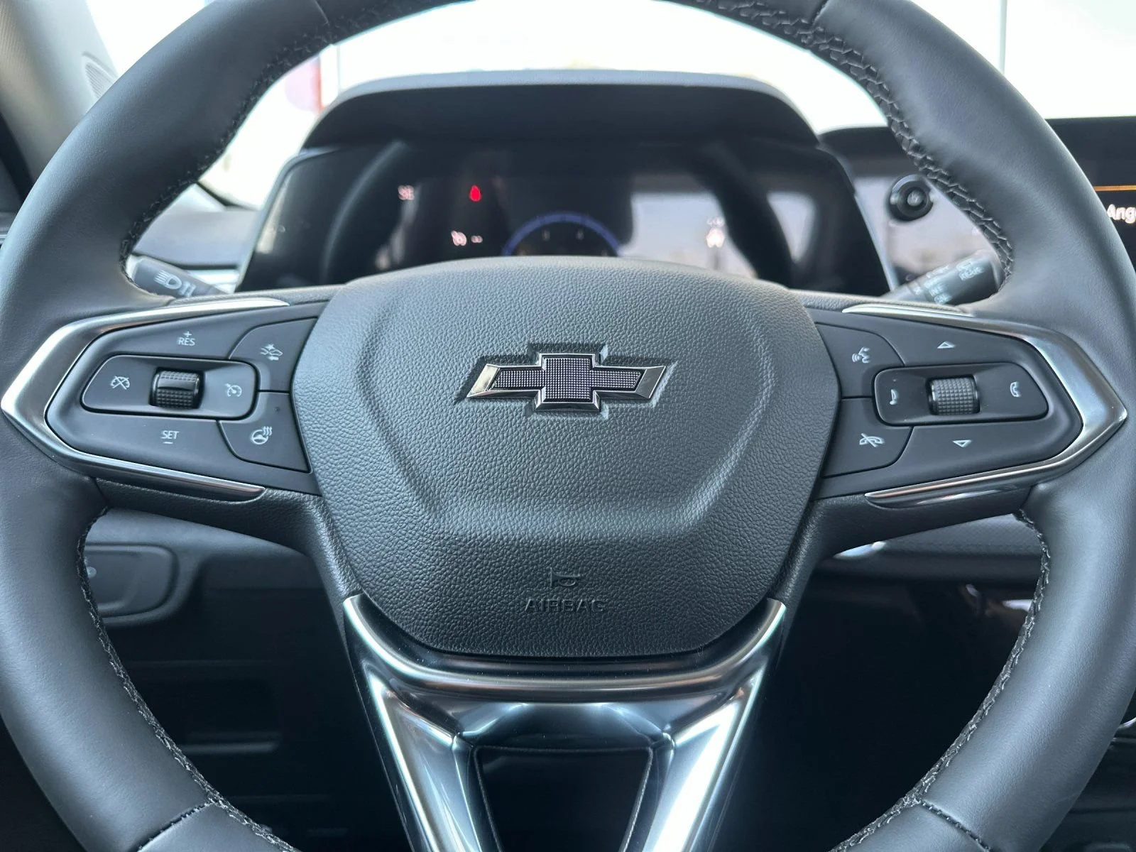 New 2026 Mosaic Black Metallic Chevrolet LT image 23