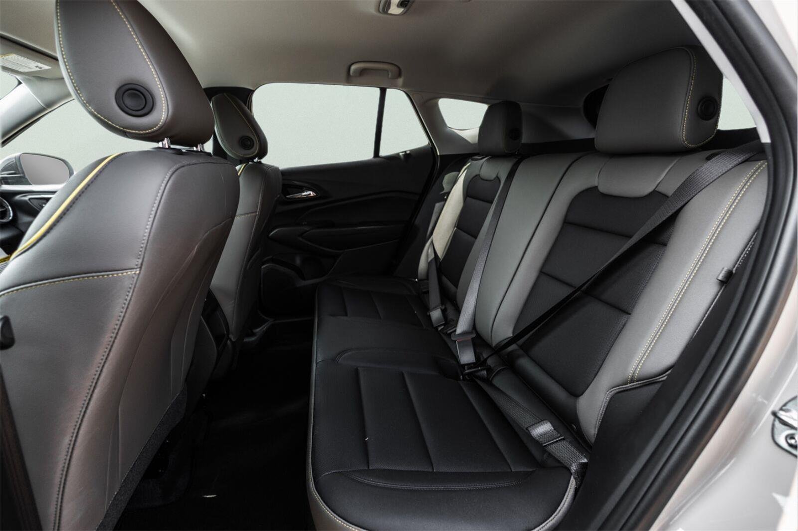 2026 Chevrolet Trax Activ - Photo 18