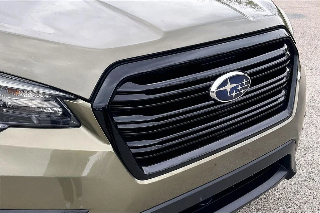 Used 2022 Brown Subaru Onyx Edition image 31