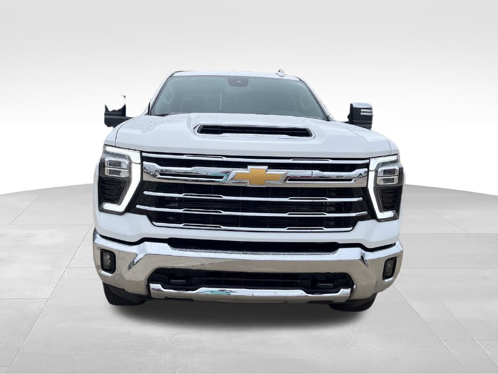 Used 2024 White Chevrolet LTZ image 8