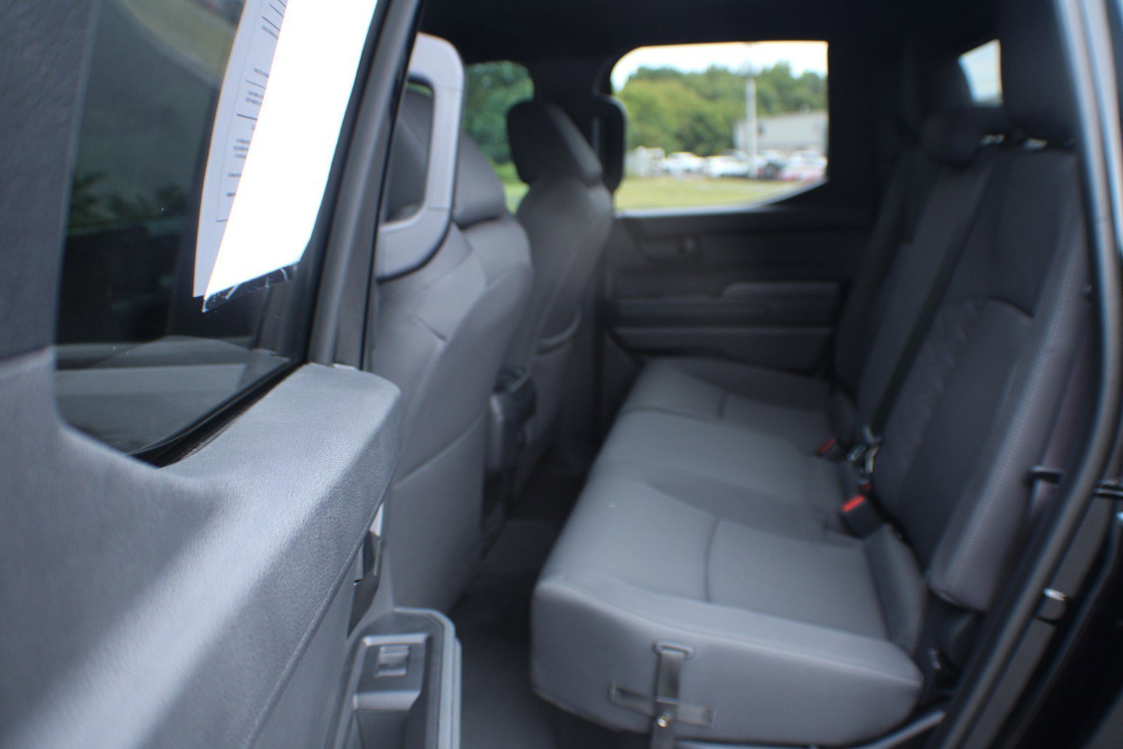 2024 Toyota Tacoma SR5 - Photo 13