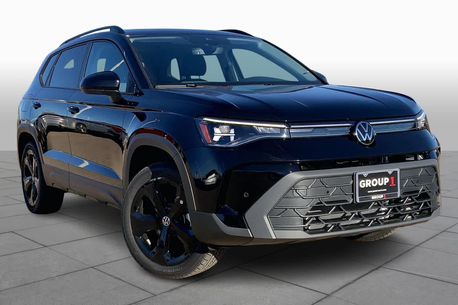 New 2026 Deep Black Pearl Volkswagen SE Black image 2