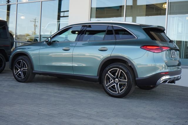 New 2026 Verde Silver Metallic Mercedes-Benz GLC 300 image 6