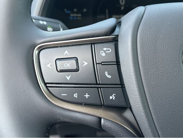 2026 Lexus UX Hybrid 300h Premium - Photo 34