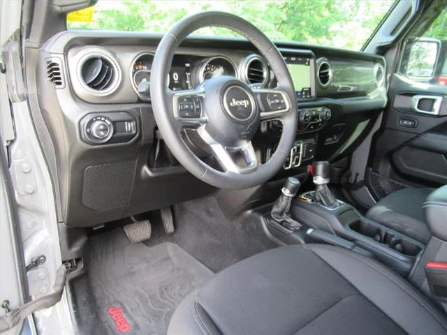 Used 2023 Gray Jeep Overland image 18