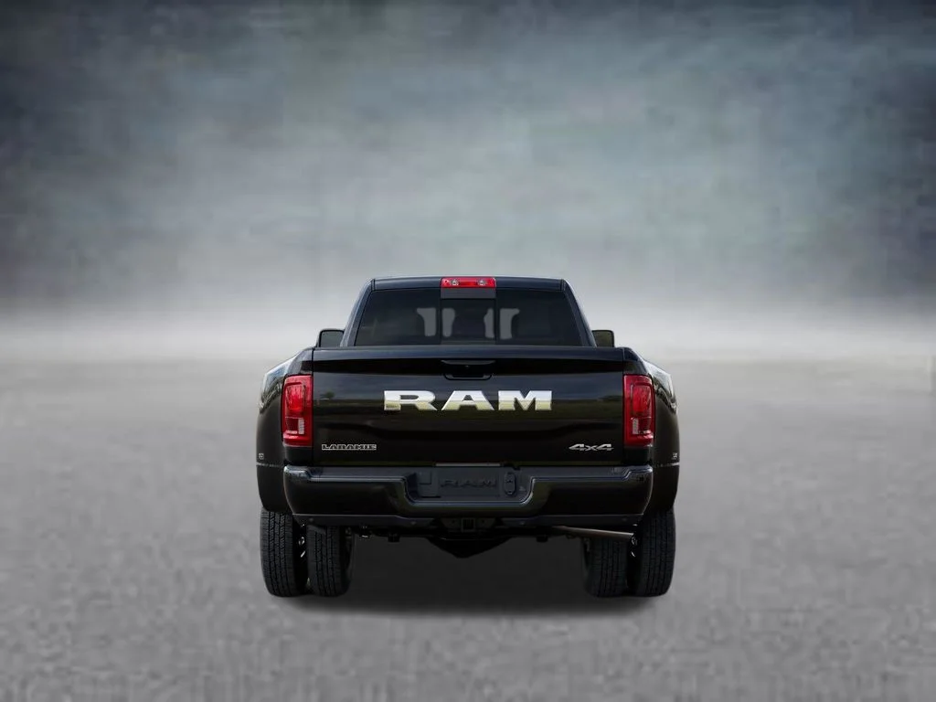 New 2026 Diamond Black Crystal Pearl-Coat Exterior Paint RAM Laramie image 7