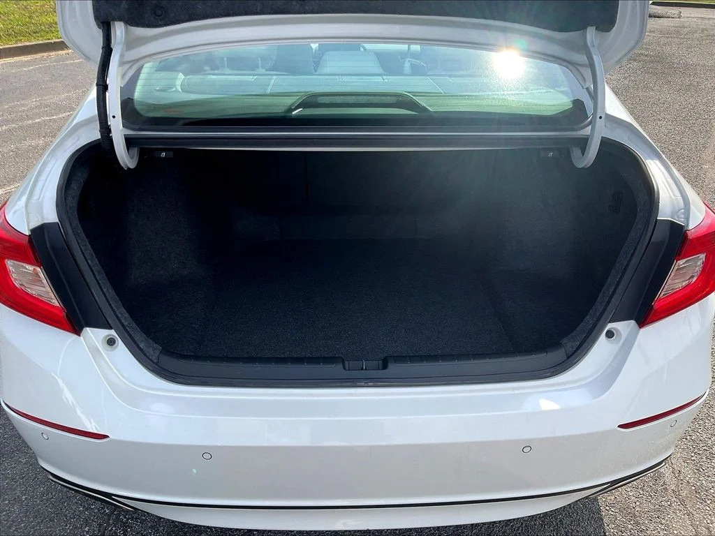 2018 Honda Accord Touring - Photo 16