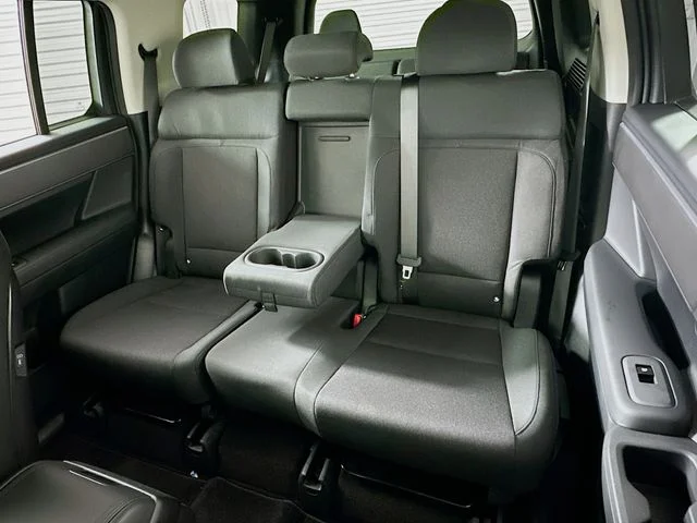 New 2026 Hyundai SANTA FE HYBRID SE