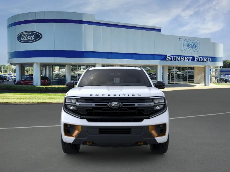 New 2026 Star White Metallic Tri-Coat Ford Tremor image 6