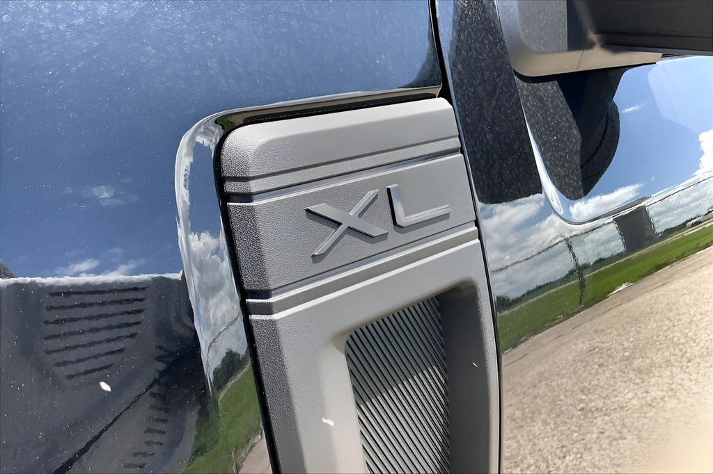 New 2026 Shadow Black Ford XL image 16