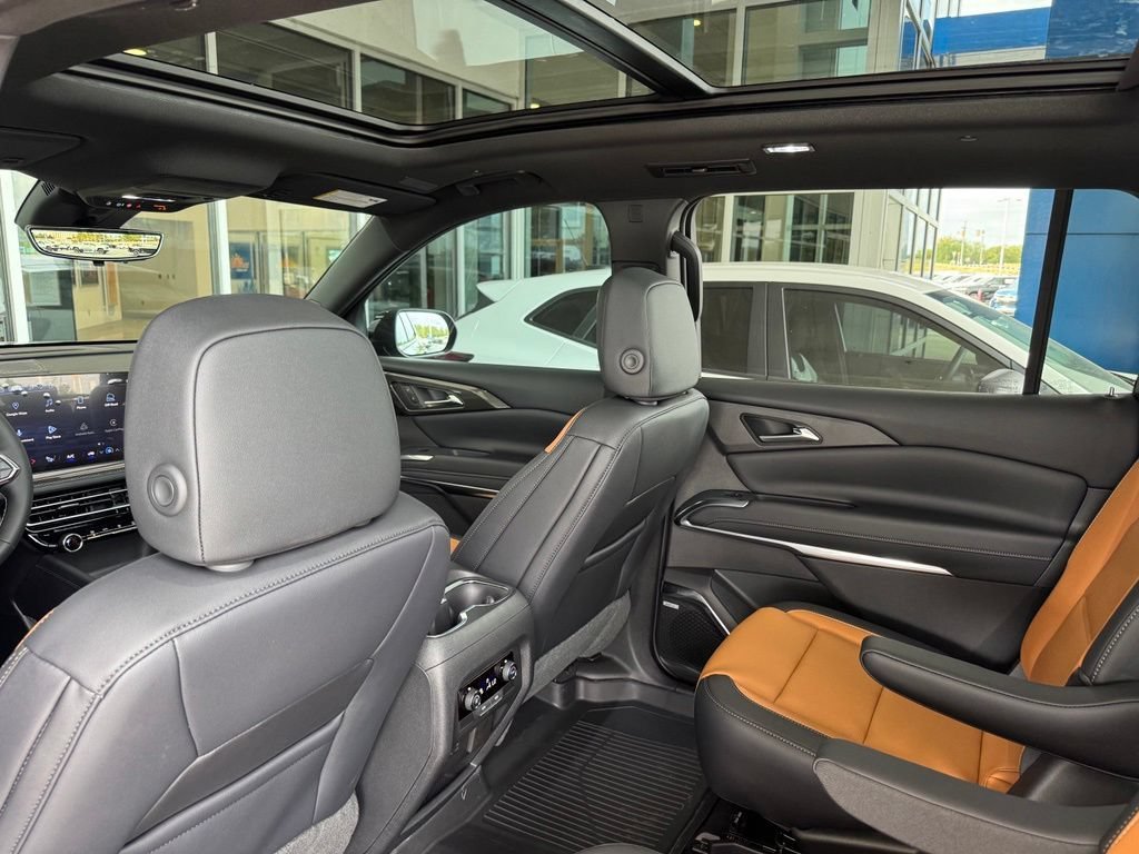 2027 Chevrolet Traverse Z71 - Photo 24