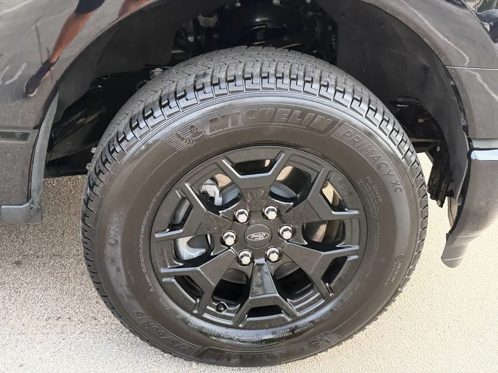 Used 2025 Black Metallic Ford XLT image 20