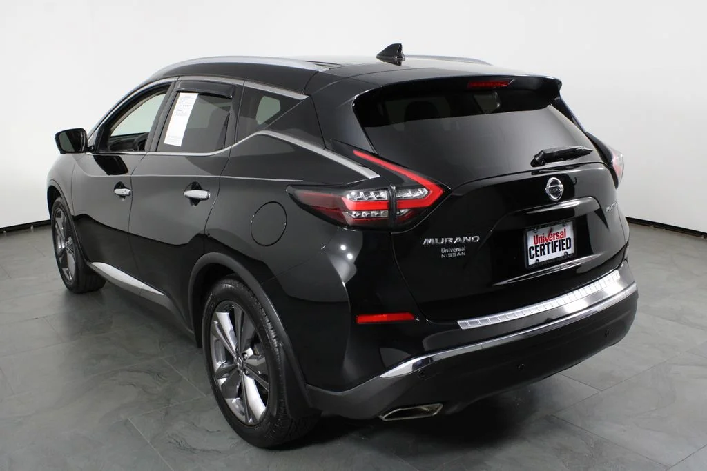 Certified Used 2020 Black Nissan Platinum image 4