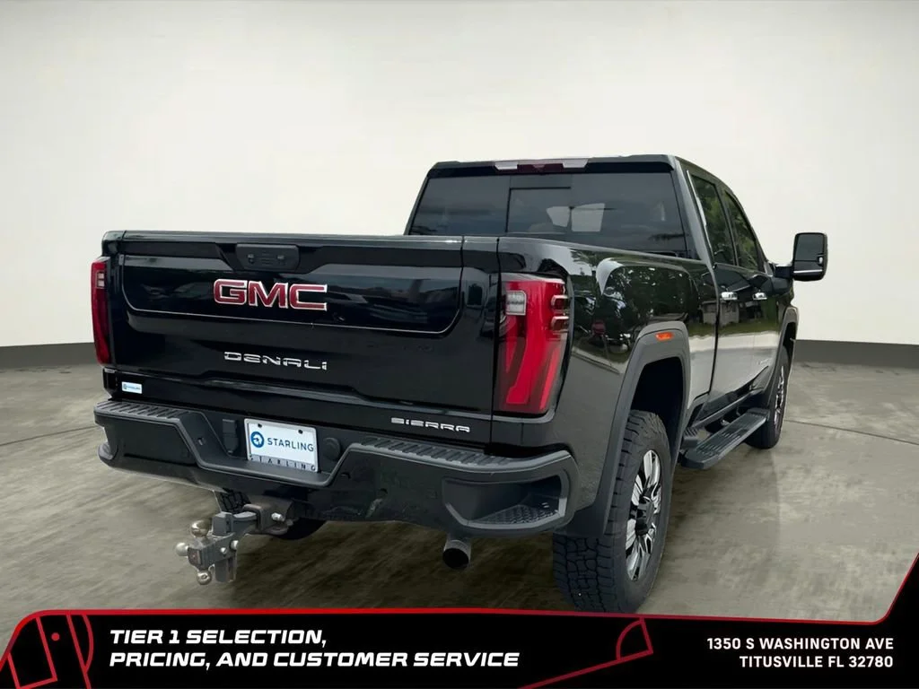 Used 2024 Onyx Black GMC Denali image 11