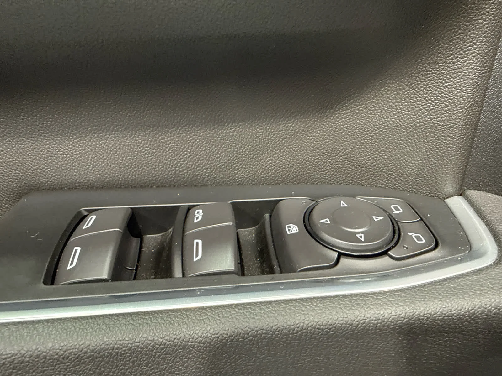 Used 2026 Sterling Gray Metallic Chevrolet LT image 17