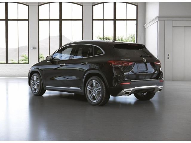 Used 2023 Black Mercedes-Benz GLA 250 image 30