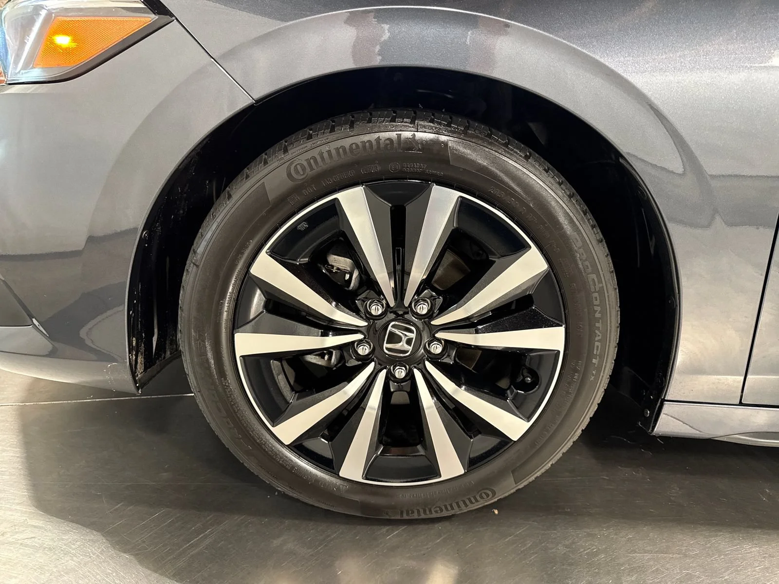 2023 Honda Civic Hatchback EX-L - Photo 31