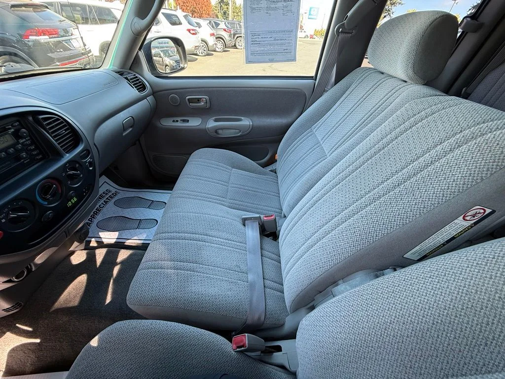 Used 2000 Gray Toyota SR5 image 22
