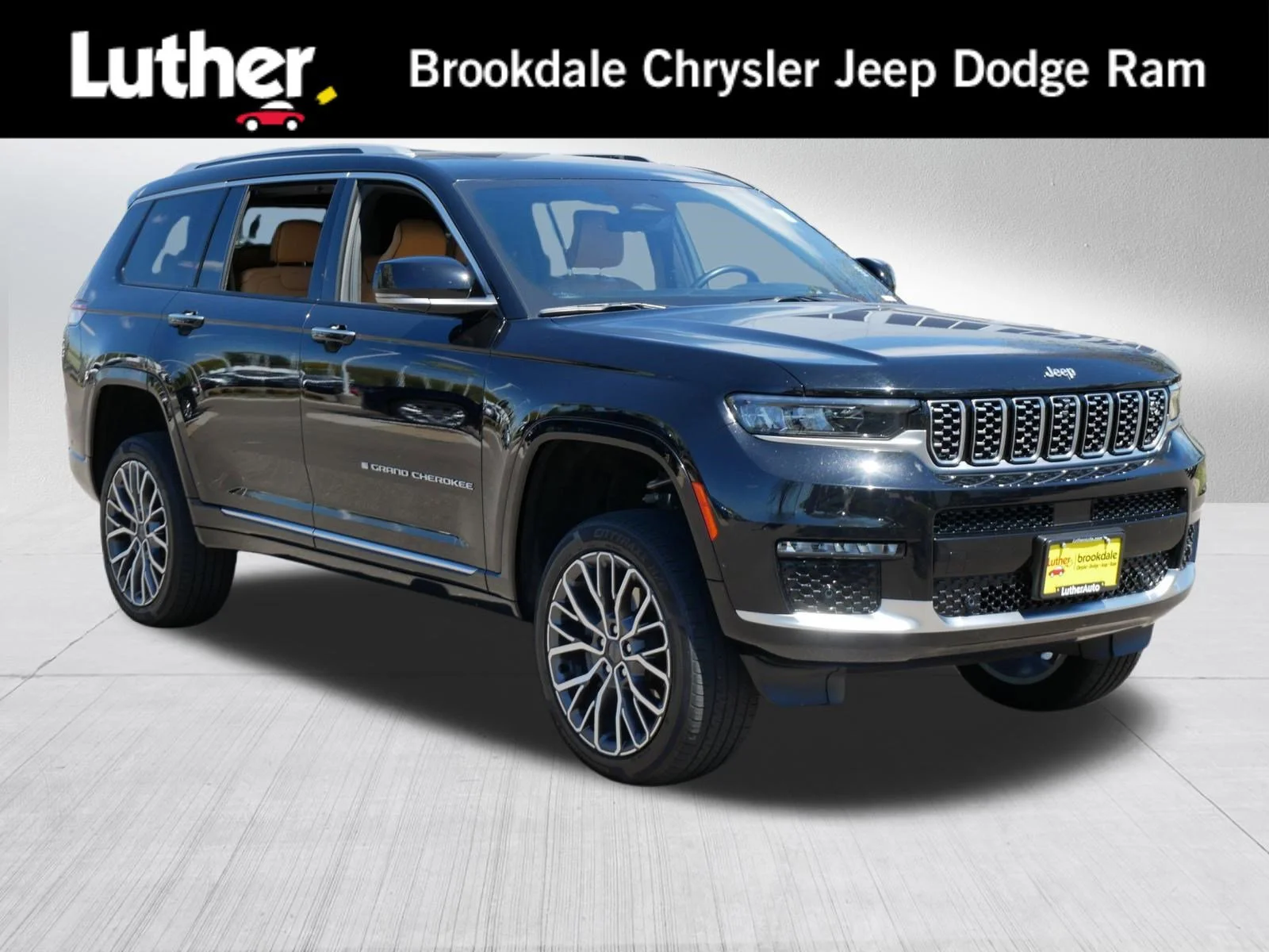 2022 Jeep Grand Cherokee L Summit Reserve 4x4's photo