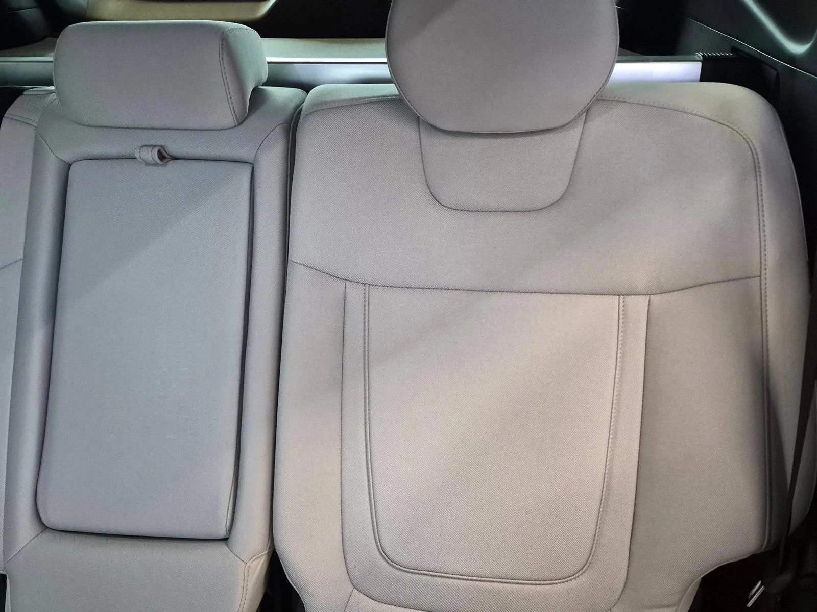 Used 2025 Rockwood Green Hyundai SE image 14