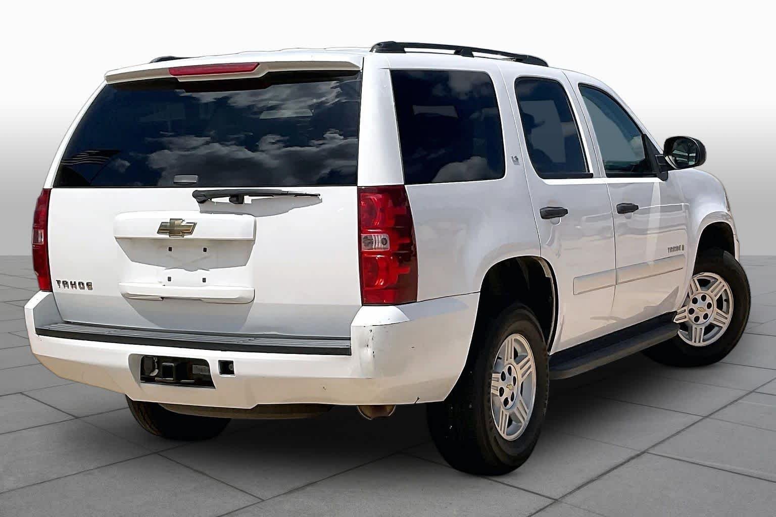 Used 2008 SUMMIT WHITE Chevrolet LS image 11
