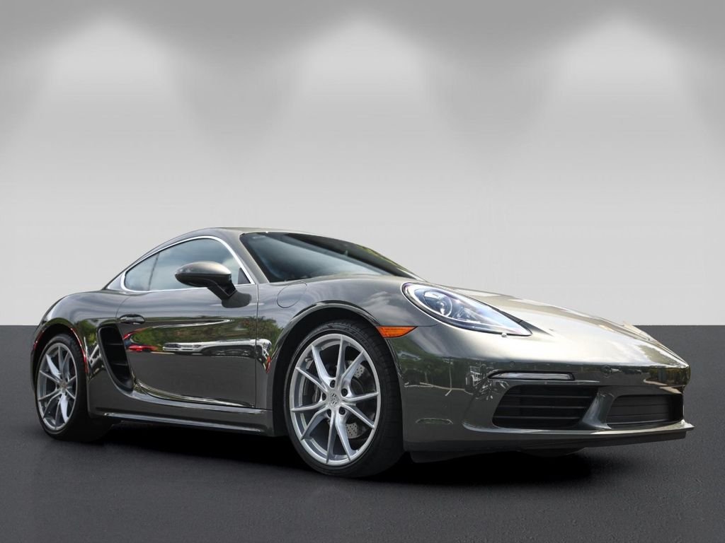 2025 Porsche 718 Cayman's photo