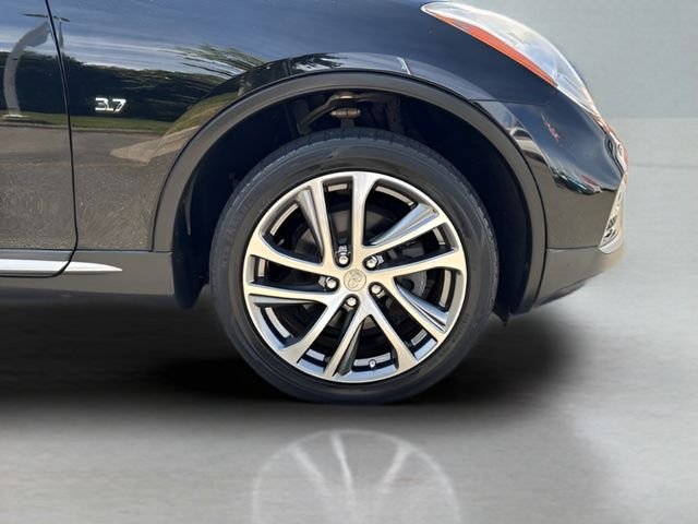 Used 2017 Black INFINITI Base image 9