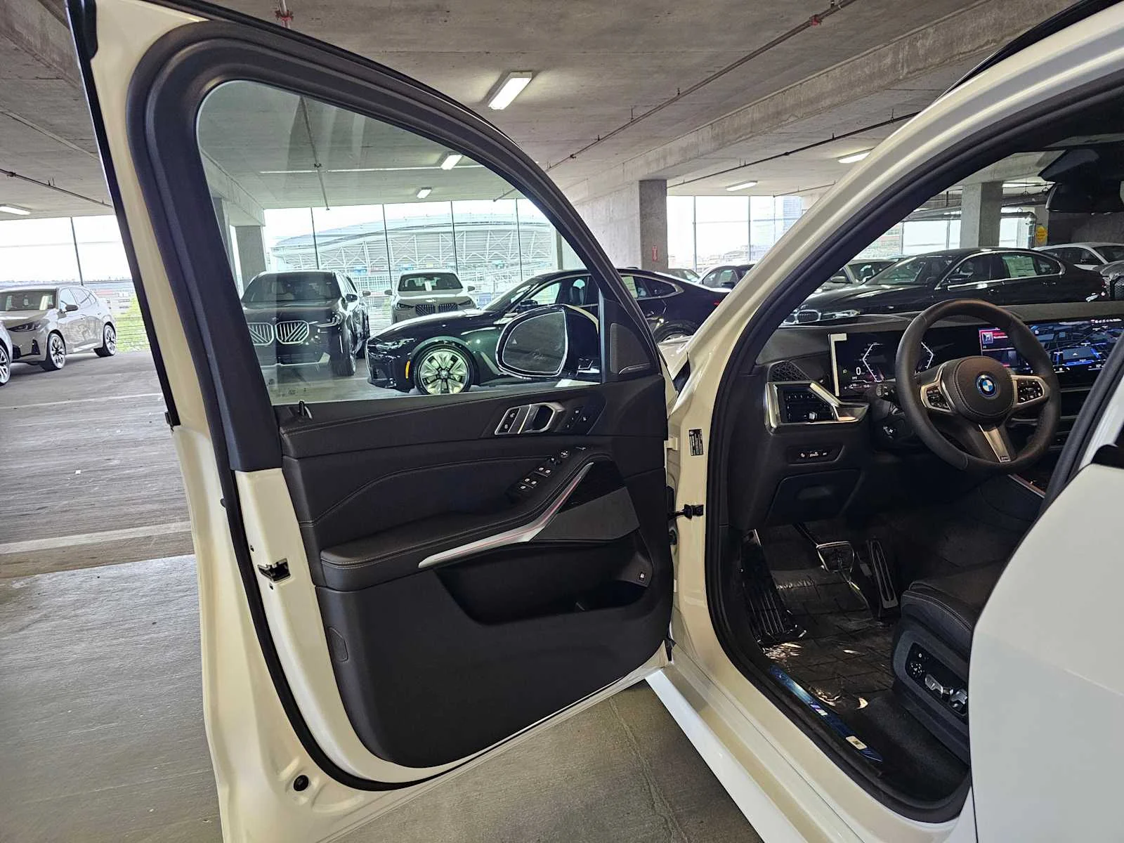 New 2026 Alpine White BMW xDrive50e image 23