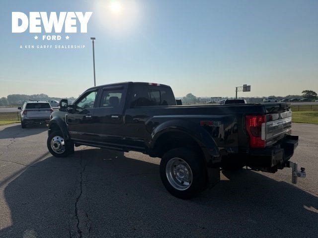 Used 2019 Black Metallic Ford Limited image 9