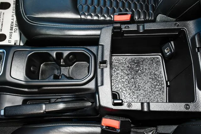 Used 2022 Blue Jeep Sport image 31
