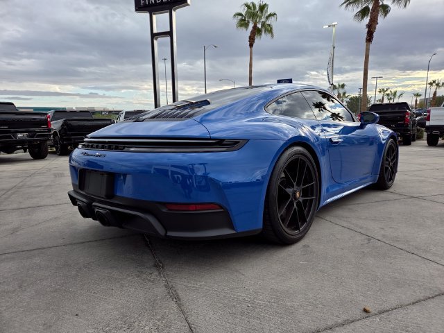 Used 2025  Porsche Carrera GTS image 6