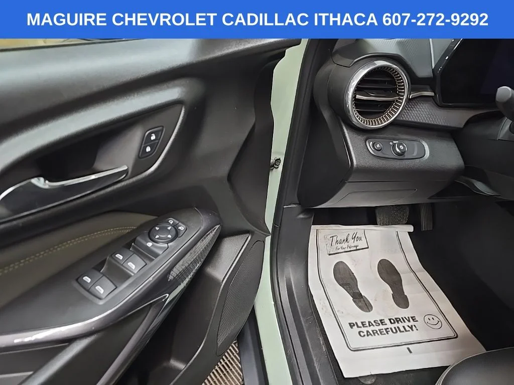 Used 2024 Green Chevrolet ACTIV image 27