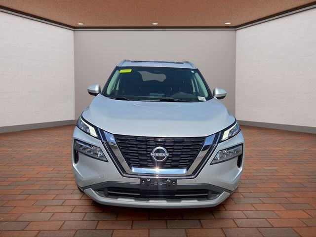 Used 2023 Brilliant Silver Metallic Nissan SV image 29