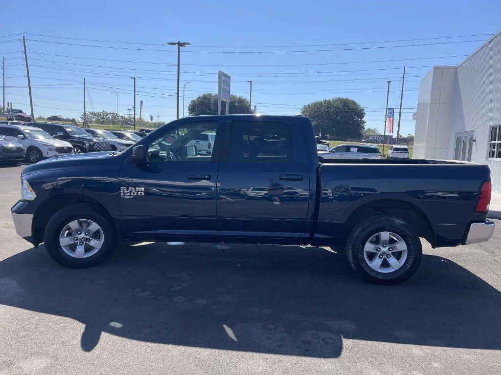 Used 2021 Blue Ram SLT image 6