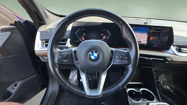 Used 2023 Blue BMW xDrive28i image 16