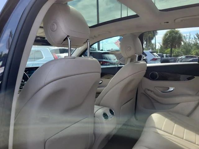 Used 2021 Blue Mercedes-Benz GLC 300 image 12