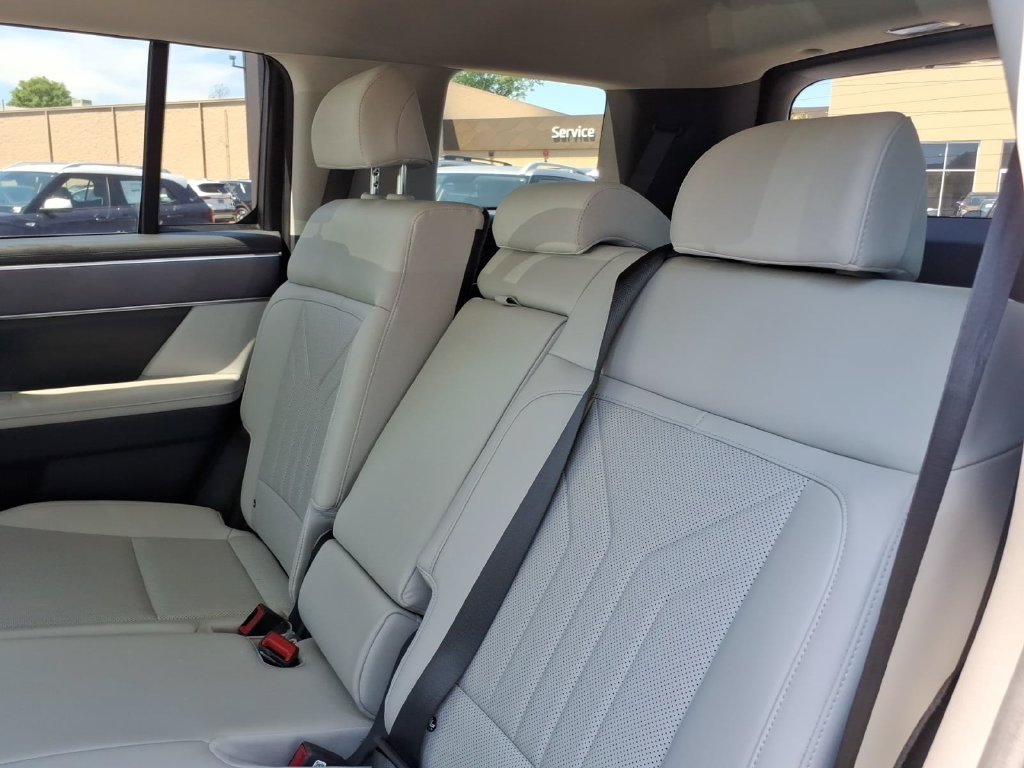 2026 Hyundai Santa Fe SEL - Photo 11